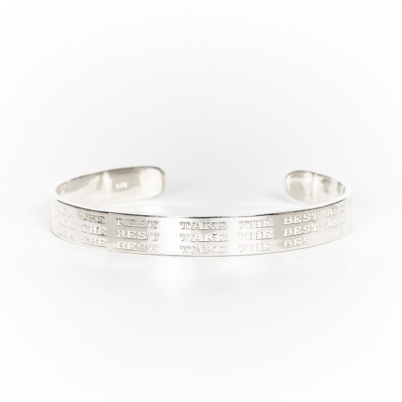 Bracelet-Perle-de-Jade-jonc-gravé-argent-massif-925-01